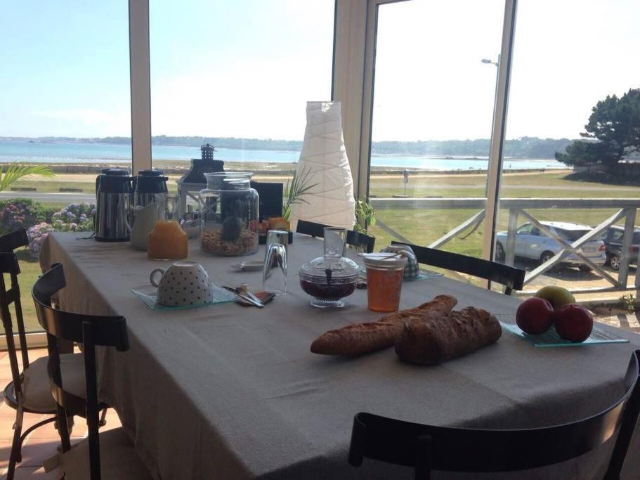 Chambre Vue Mer Dans Maison, Perros-Guirec Kültér fotó